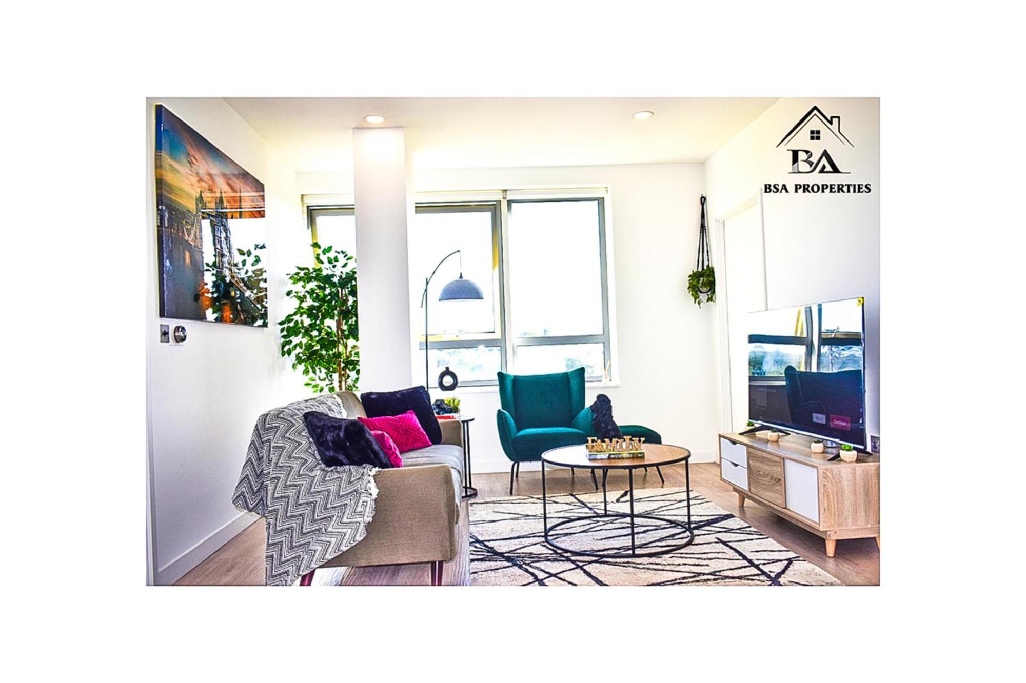 City Centre Apartment Close To Ascot & Legoland Sleep Upto 4 Guests - Parking On Request! ブラックネル エクステリア 写真