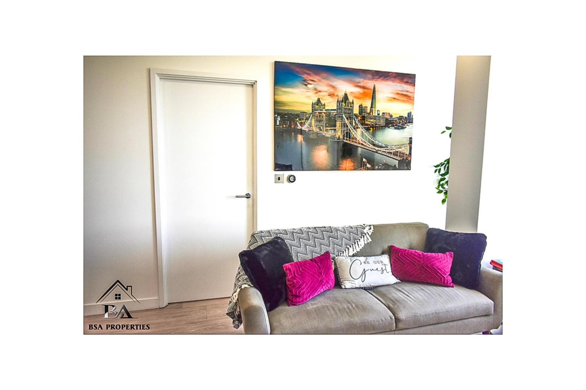 City Centre Apartment Close To Ascot & Legoland Sleep Upto 4 Guests - Parking On Request! ブラックネル エクステリア 写真