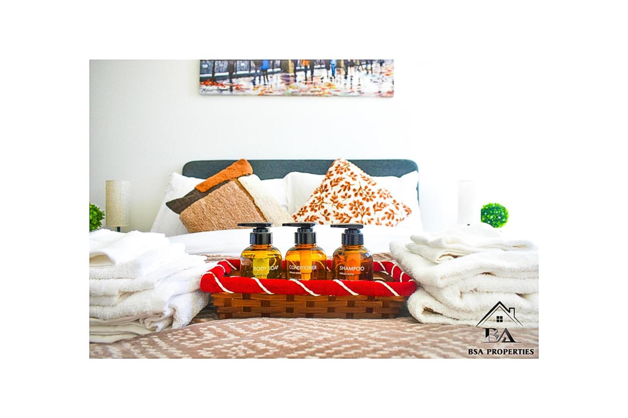 City Centre Apartment Close To Ascot & Legoland Sleep Upto 4 Guests - Parking On Request! ブラックネル エクステリア 写真