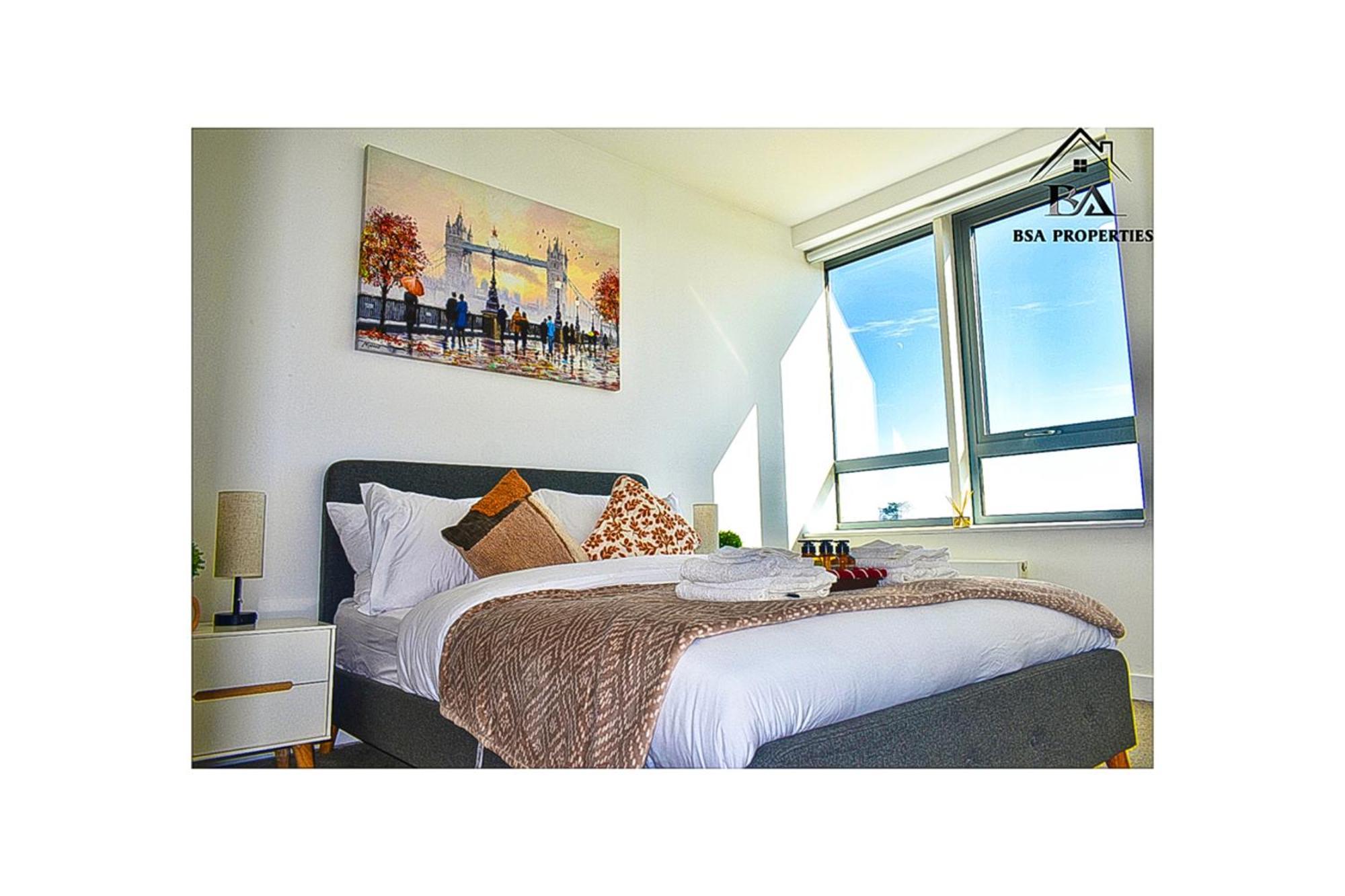City Centre Apartment Close To Ascot & Legoland Sleep Upto 4 Guests - Parking On Request! ブラックネル エクステリア 写真